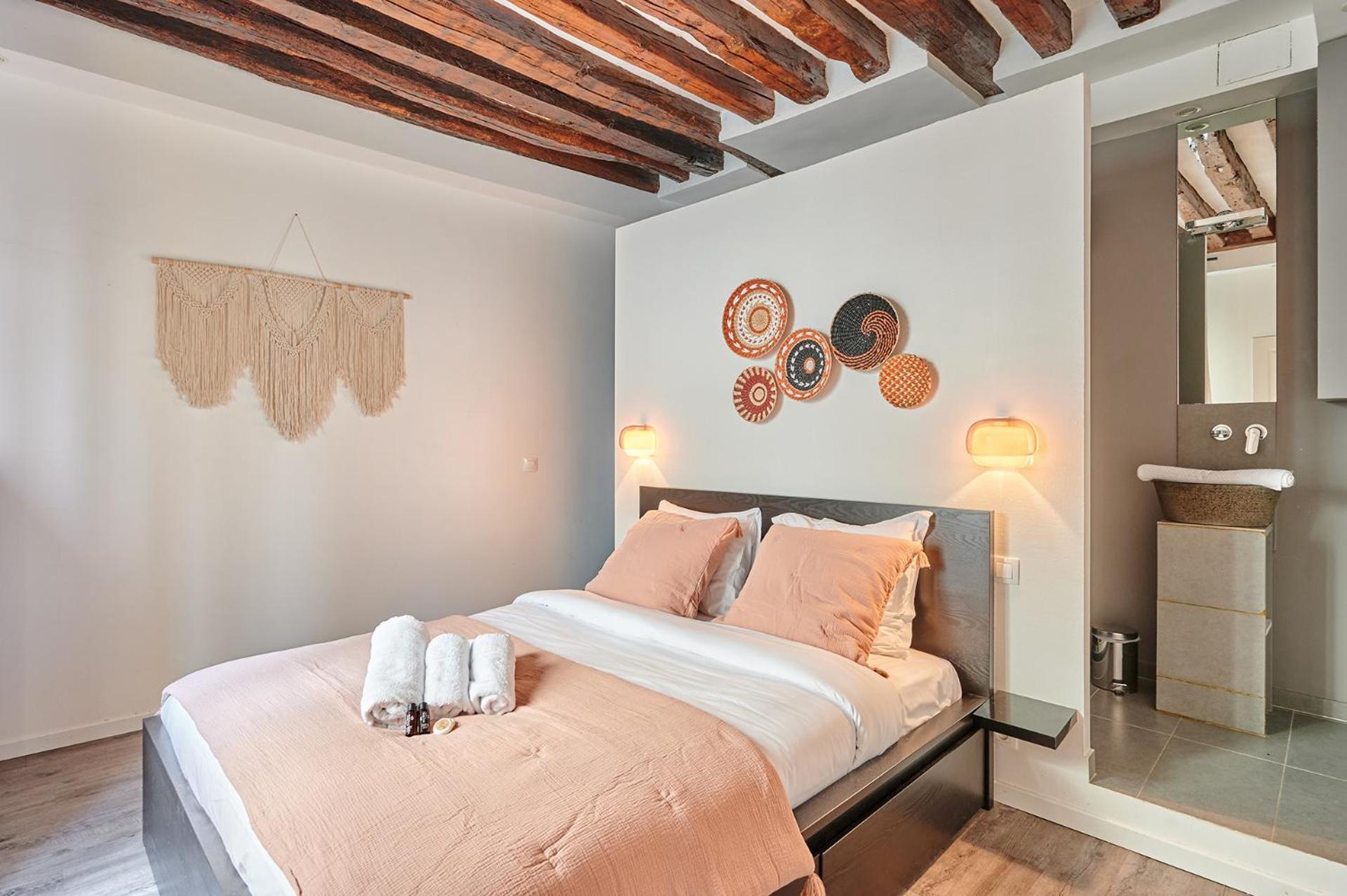 Apartment Center Of Paris By Studio Prestige Eksteriør bilde
