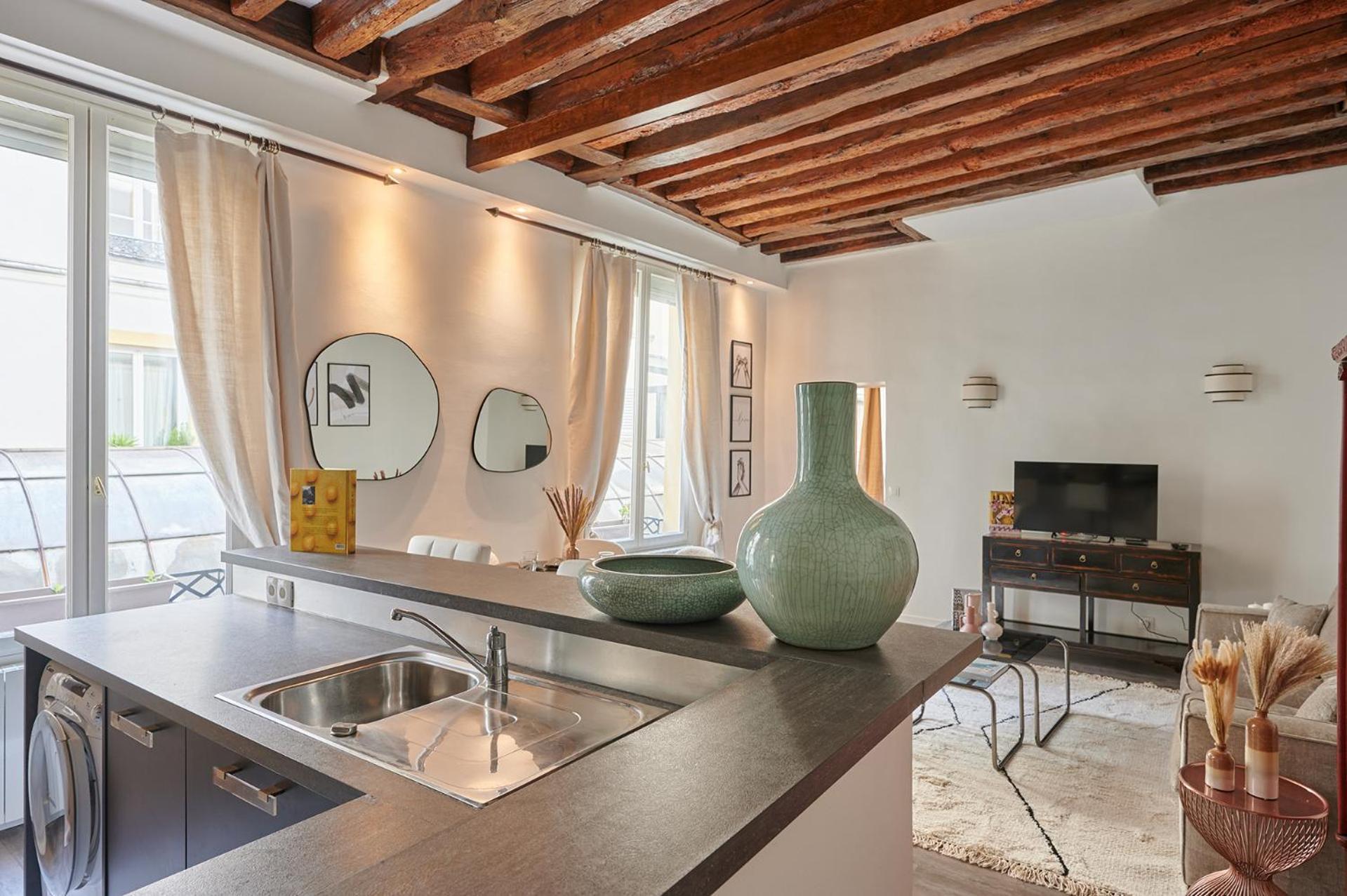 Apartment Center Of Paris By Studio Prestige Eksteriør bilde